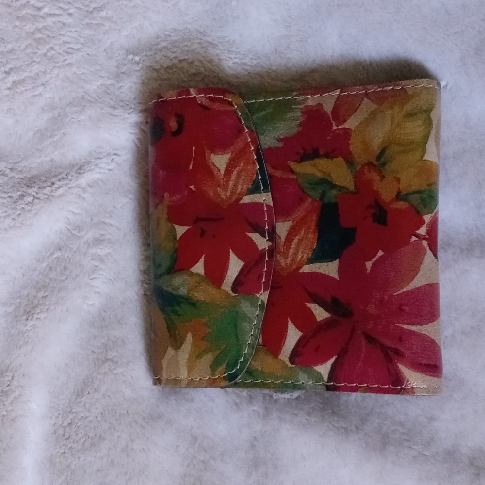 Patricia Nash wallet